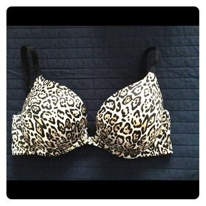 Victoria’s Secret leopard plunge padded bra